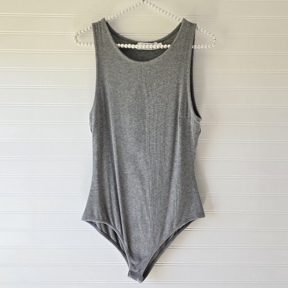 Petal & Pup Tops - Petal + Pup Gray Scoop Neck Sleeveless Bodysuit Large